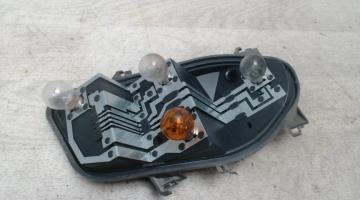 Platine feu arriere droit
