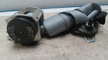 Ceinture arriere droit