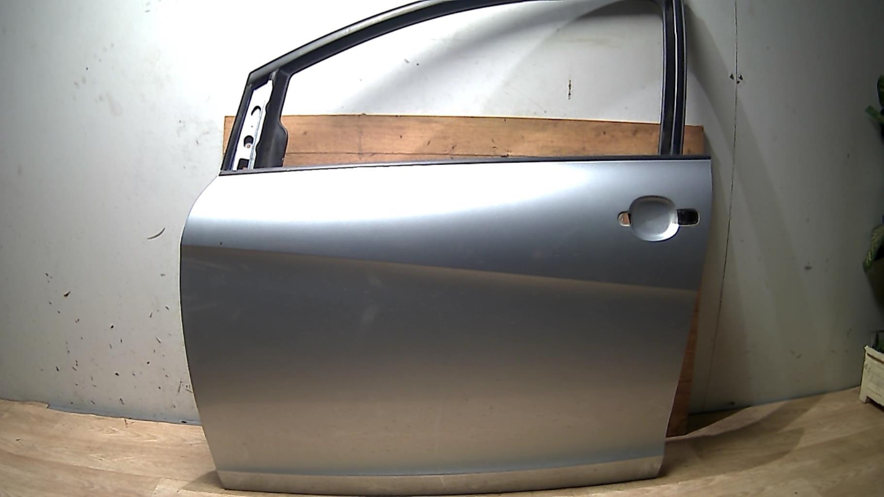 Porte avant gauche