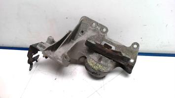Support moteur gauche