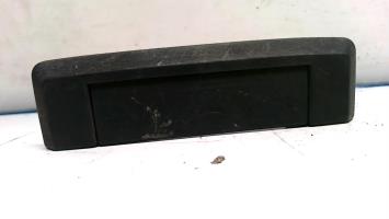 Poignee porte avant gauche
