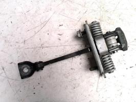 Tirant de porte avant droit
