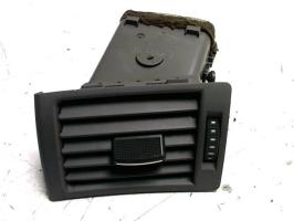 Aerateur tableau de bord avant gauche