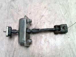 Tirant de porte avant droit