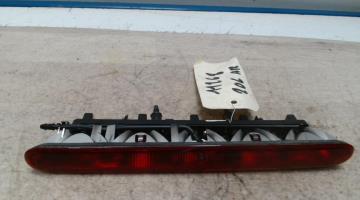Feu arriere stop central
