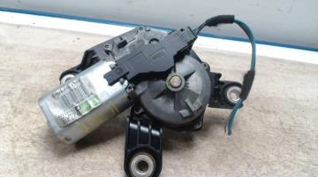 Moteur essuie glace arriere