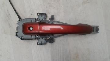 Poignee porte avant gauche