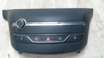 Console central (interieur plastique)