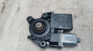 Moteur leve vitre arriere droit