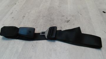 Attache ceinture arriere gauche