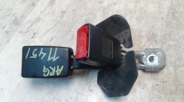 Attache ceinture arriere gauche