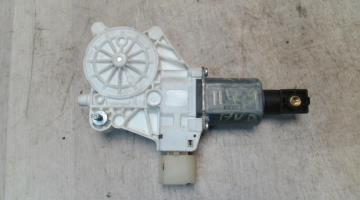 Moteur leve vitre avant droit