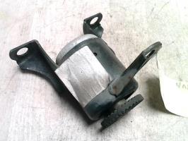 Support moteur droit