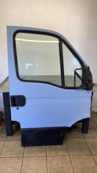 Porte avant droit