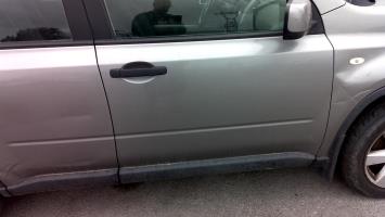Porte avant droit