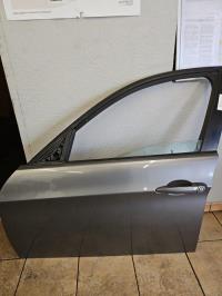 Porte avant gauche