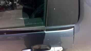 Poignee porte avant gauche