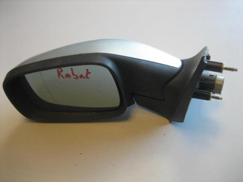 Retrovisor izquierdo