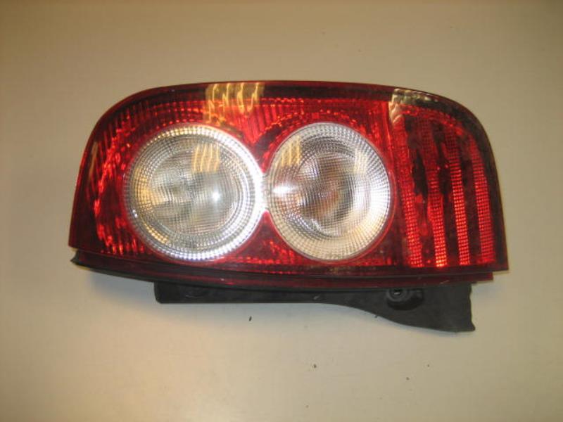 Fanale posteriore principale destro (luci)
