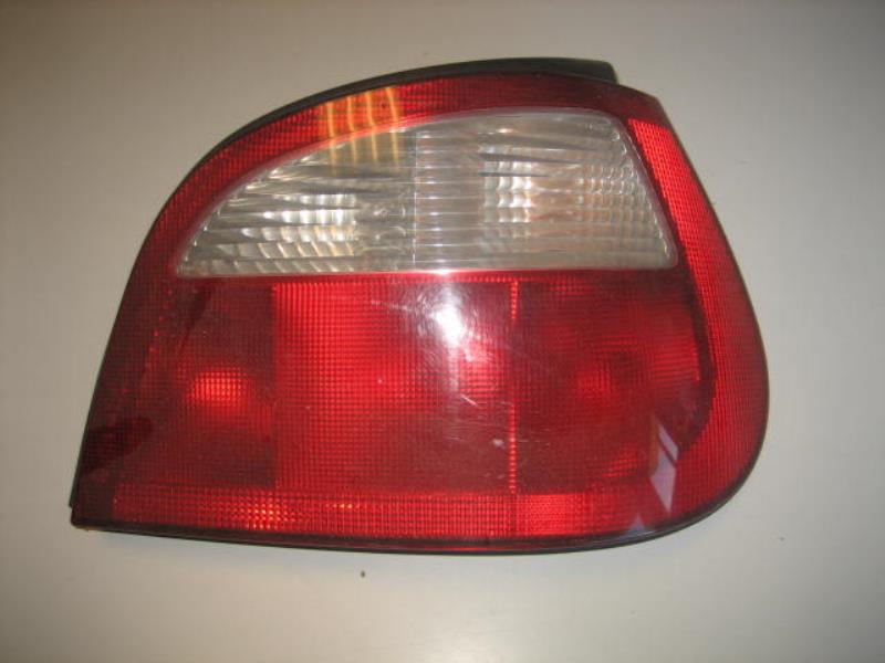 Fanale posteriore principale destro (luci)