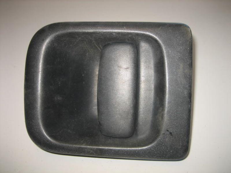 Poignee porte avant droit