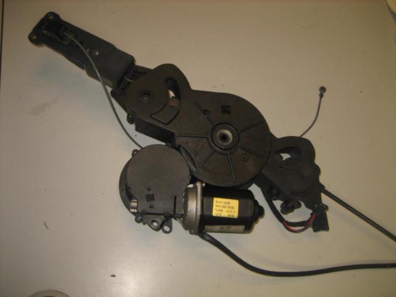 Motore portiera lato sinistro