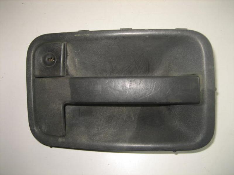 Poignee porte avant gauche