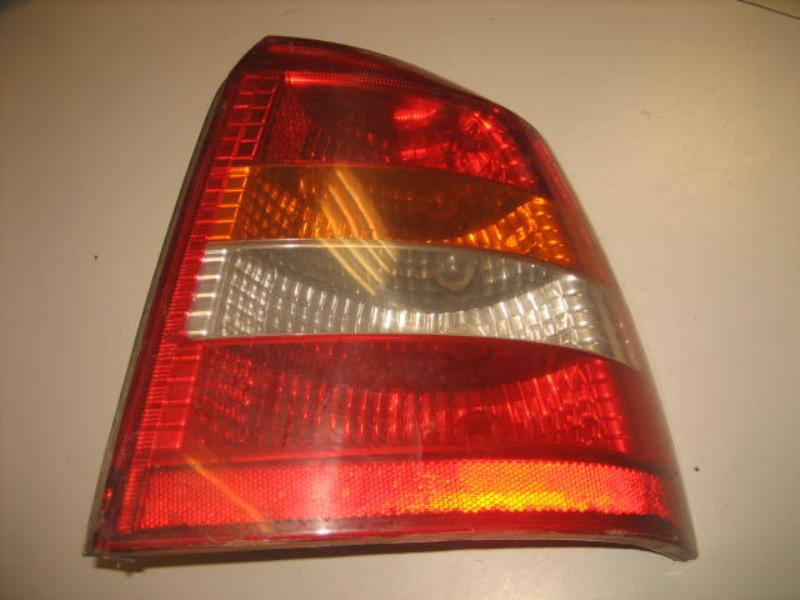 Fanale posteriore principale destro (luci)