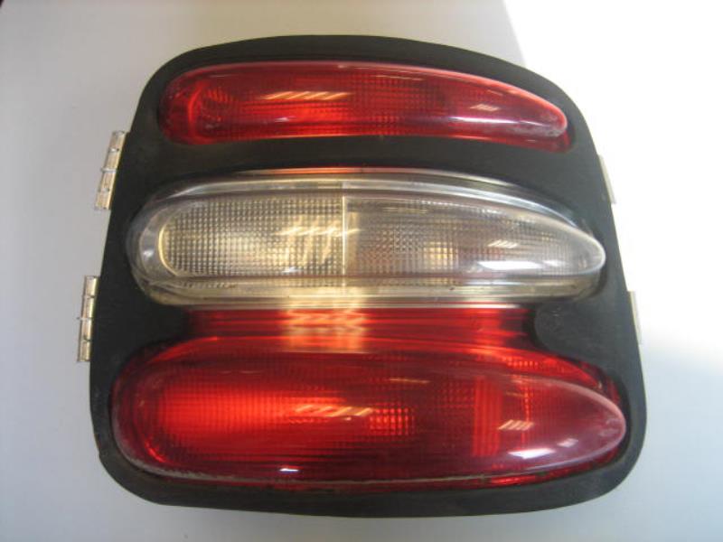 Fanale posteriore principale destro (luci)