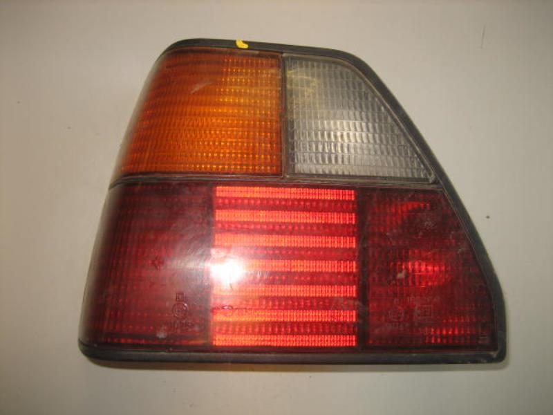 Fanale posteriore principale sinistro (luci)