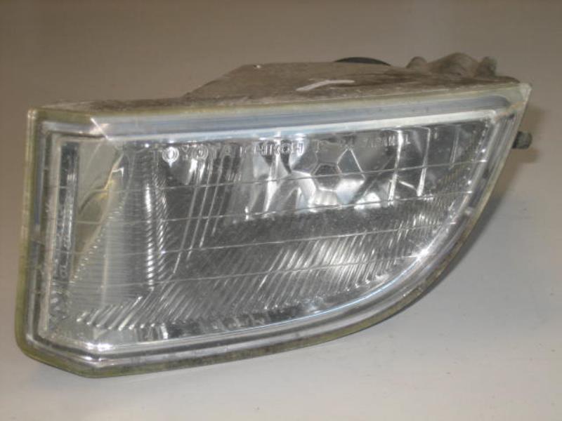 Fendinebbia sinistro (luce)