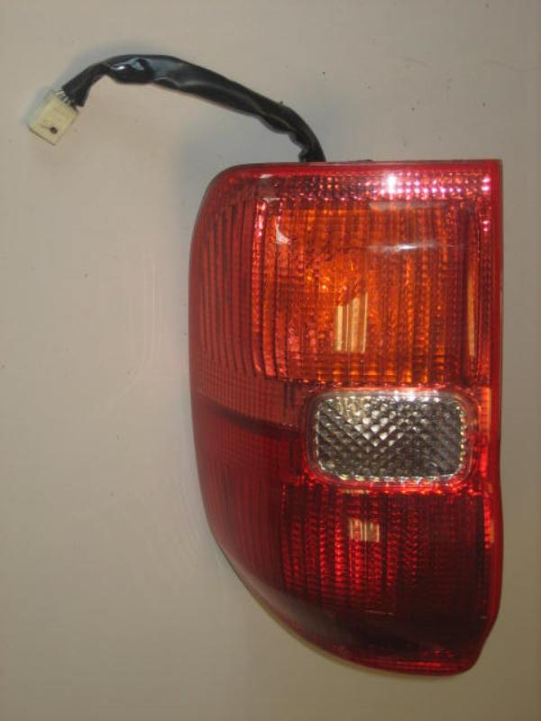 Fanale posteriore principale destro (luci)
