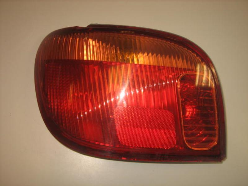 Fanale posteriore principale sinistro (luci)
