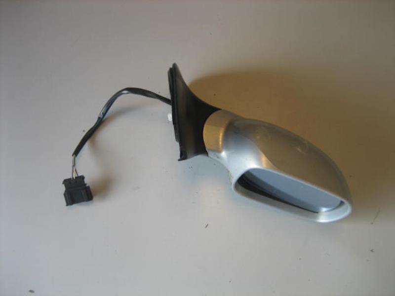 Retrovisor derecho
