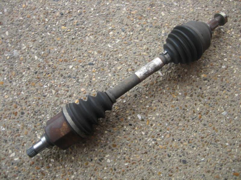 Cardan gauche (transmission)