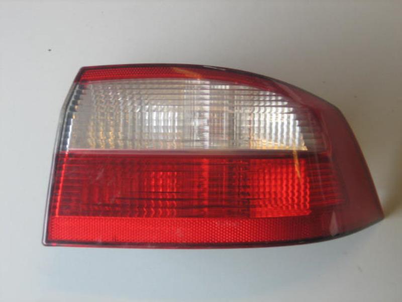 Fanale posteriore principale destro (luci)