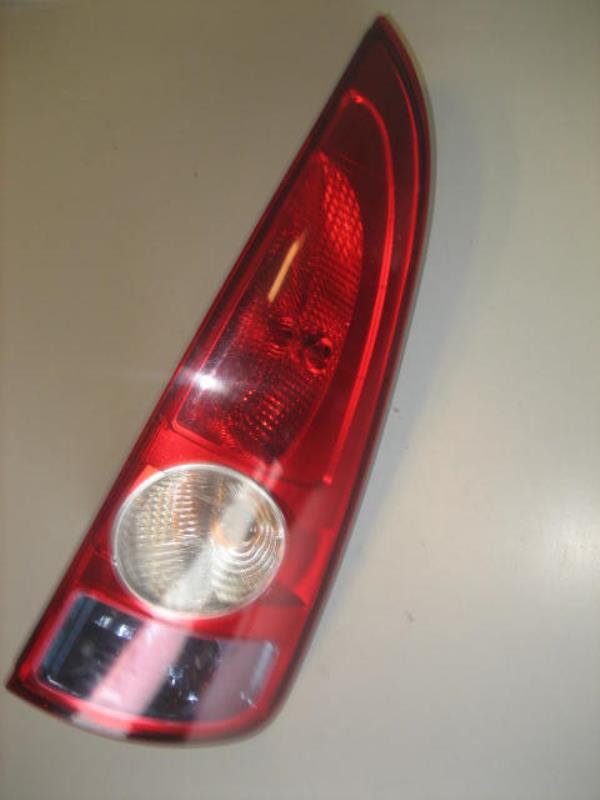 Fanale posteriore principale destro (luci)