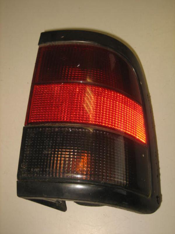 Fanale posteriore principale destro (luci)