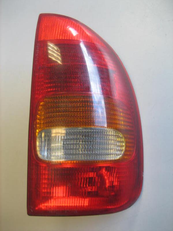 Fanale posteriore principale destro (luci)