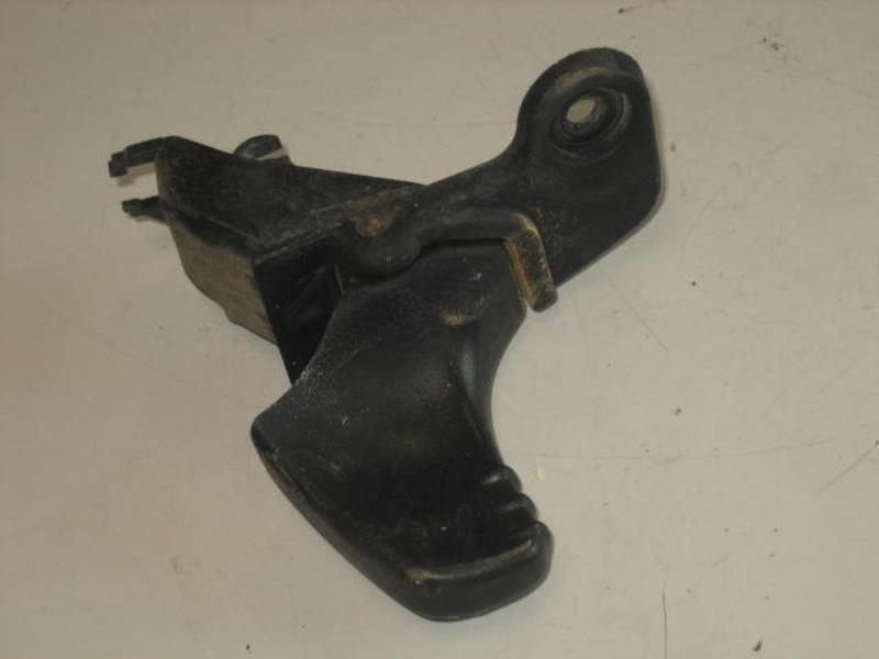 Poignee porte avant gauche
