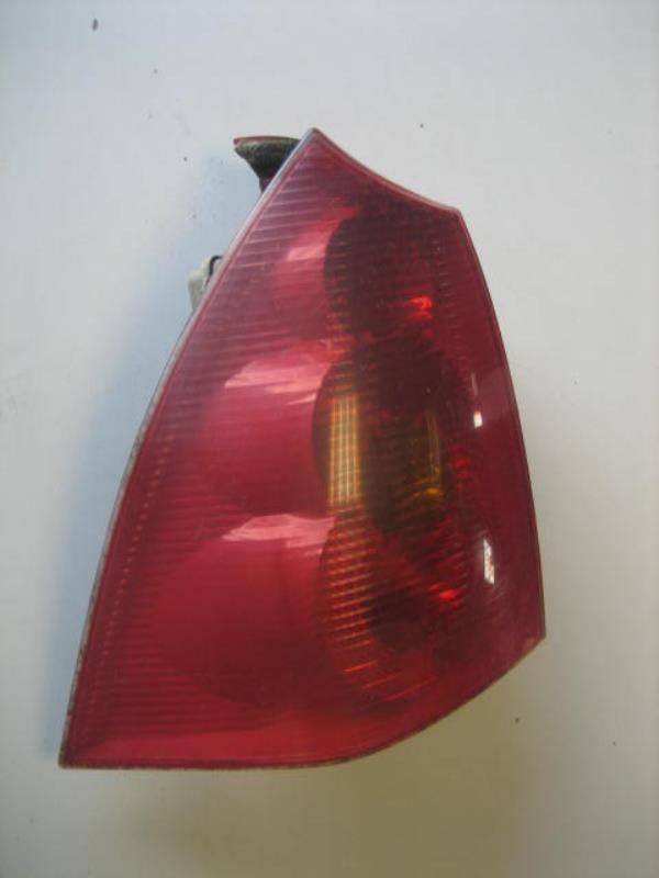 Fanale posteriore principale sinistro (luci)