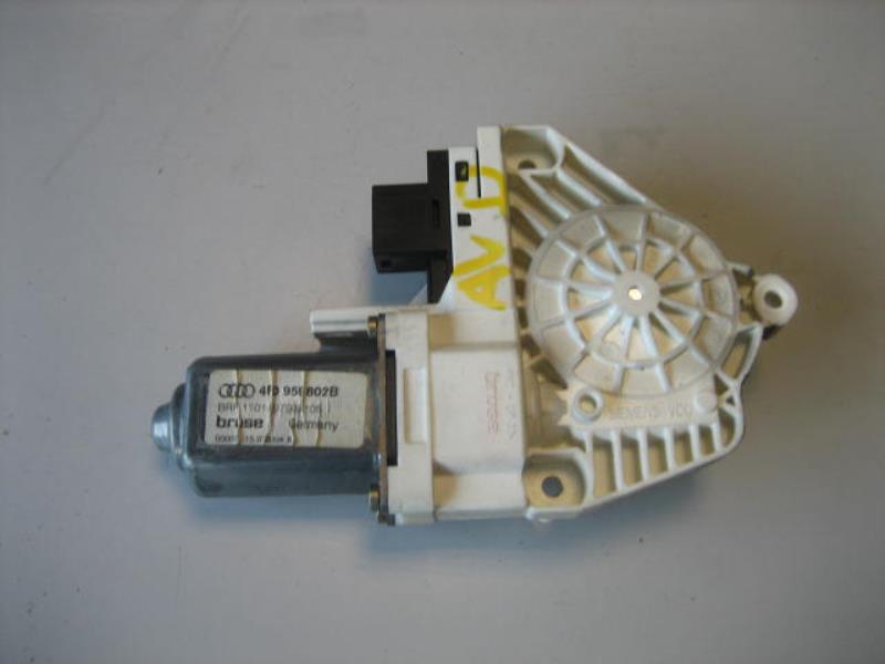 Moteur leve vitre avant droit