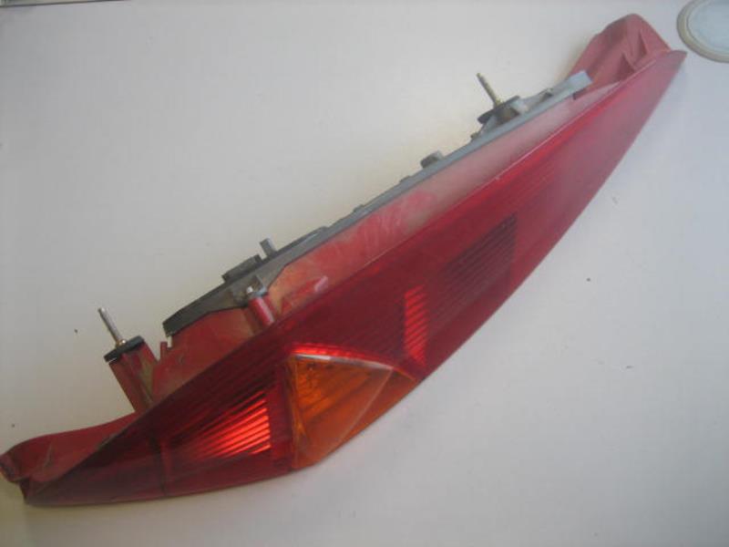 Fanale posteriore principale sinistro (luci)