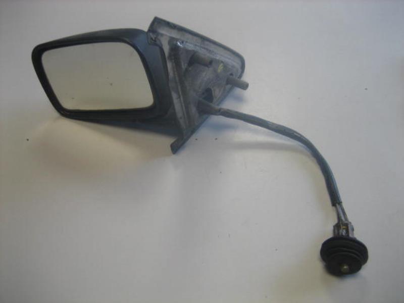 Retrovisor izquierdo