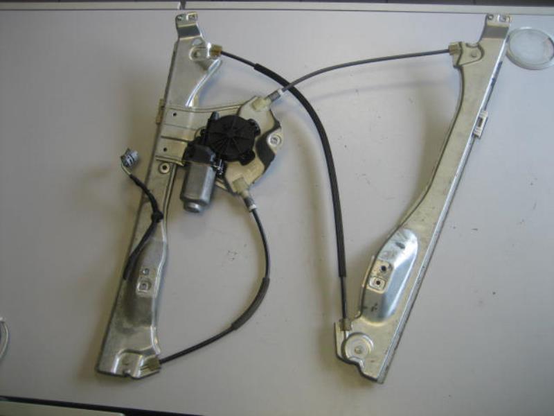Mecanisme de leve vitre electrique avant droit