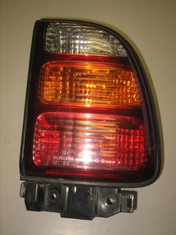 Fanale posteriore principale destro (luci)