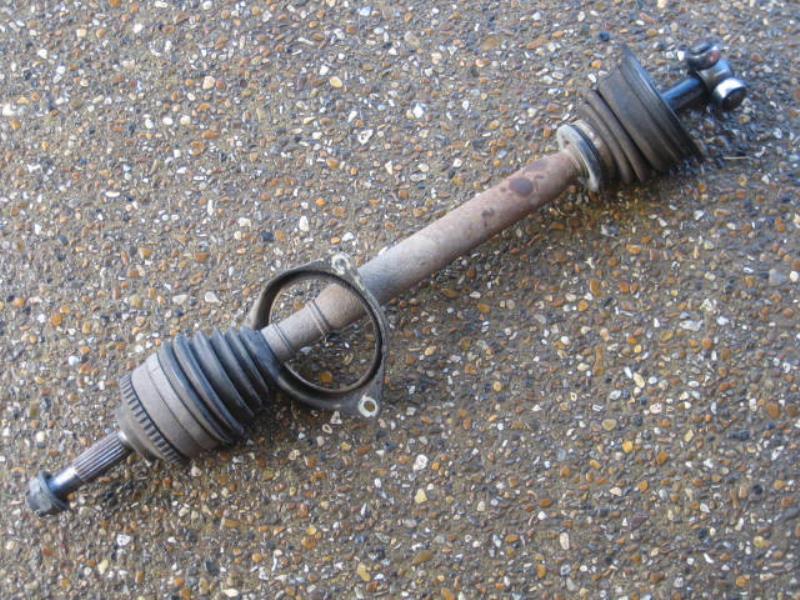 Cardan gauche (transmission)
