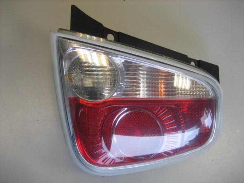 Fanale posteriore principale destro (luci)