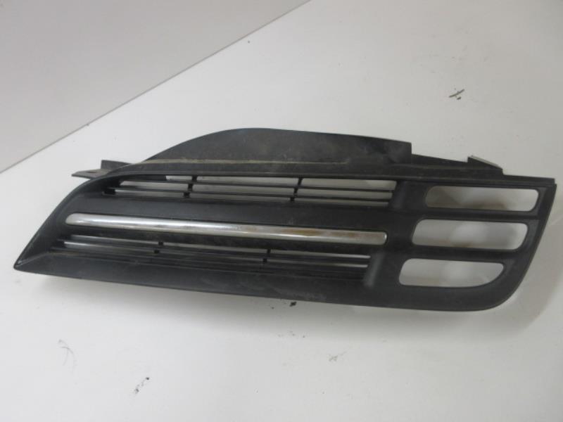 Grille de calandre gauche