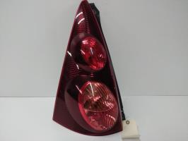 Fanale posteriore principale sinistro (luci)